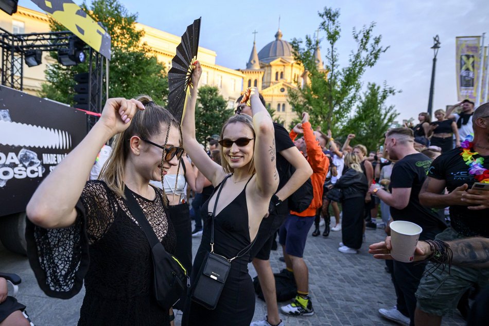 Łódź. Hołd dla DJ Hazela na Paradzie Wolności 2025 w Łodzi. Tak oddali go łodzianie!