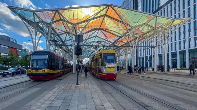 MPK Łódź. Coraz więcej pasażerów w autobusach i tramwajach