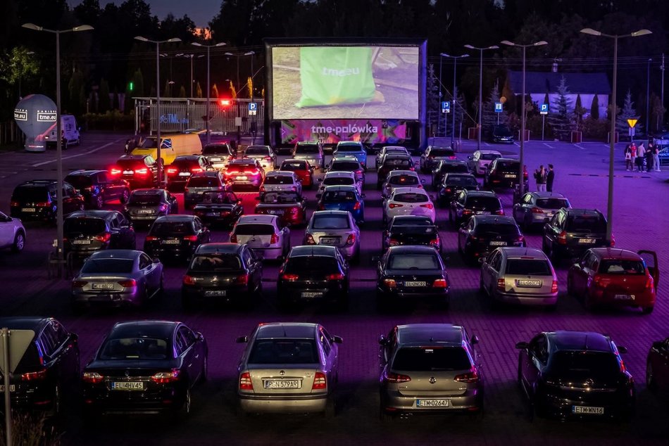 Startuje TME Polówka! Ponad 160 seansów na kinie letnim pod chmurką!