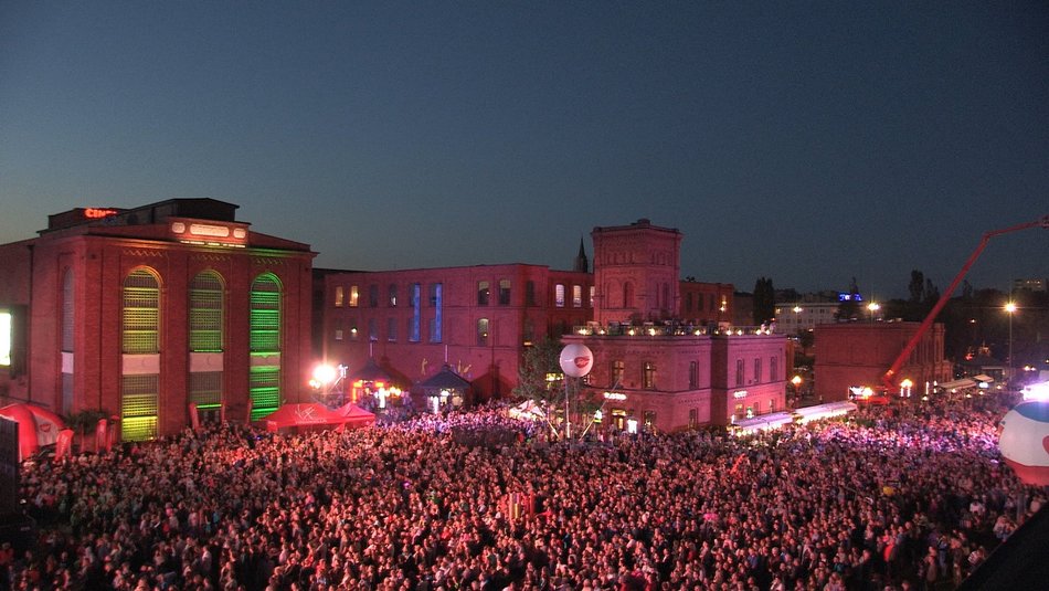 Łódź. TOP 20 momentów na 20 lat Manufaktury w Łodzi. Wyrusz w sentymentalną podróż!