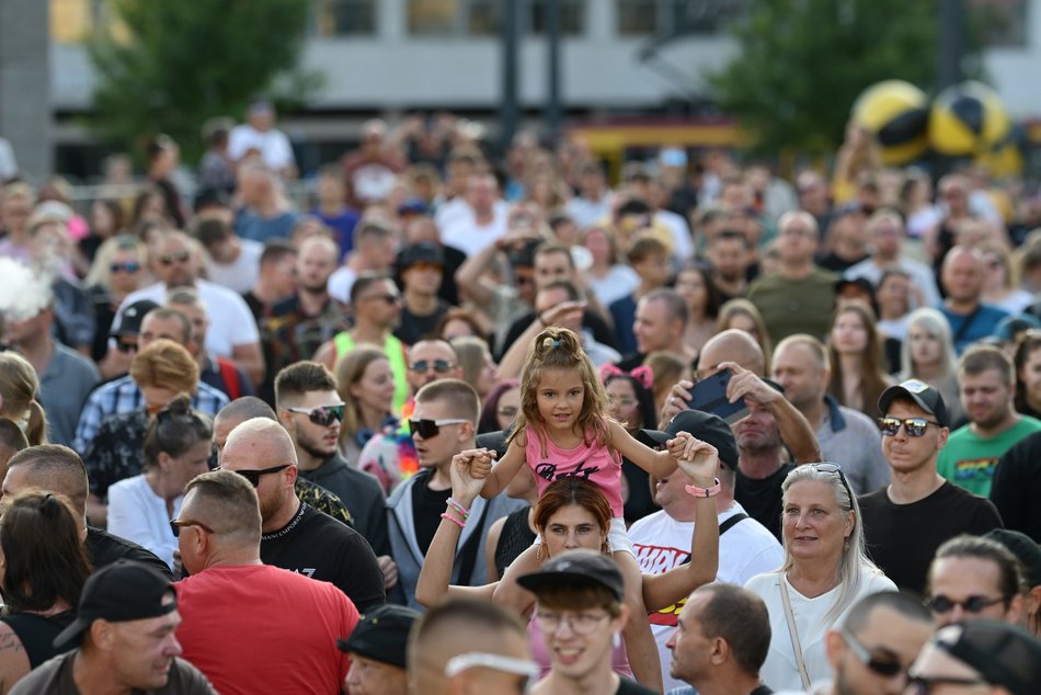 Łódź. Hołd dla DJ Hazela na Paradzie Wolności 2025 w Łodzi. Tak oddali go łodzianie!