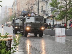 Łódź. Parada przed meczem Gortat Team vs NATO Team