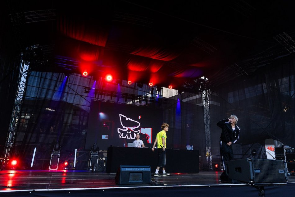 Łódź. Muzyczne pożegnanie lata w Manufakturze. Na scenie Fausti, Trzech Króli i Kostek