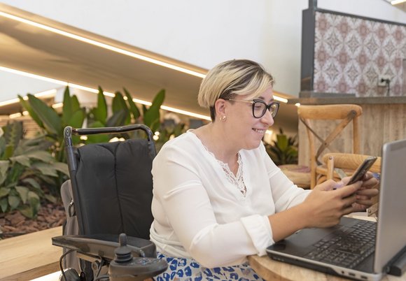 Załóż własną firmę! Dotacje dla osób z niepełnosprawnościami. Nabór wciąż trwa