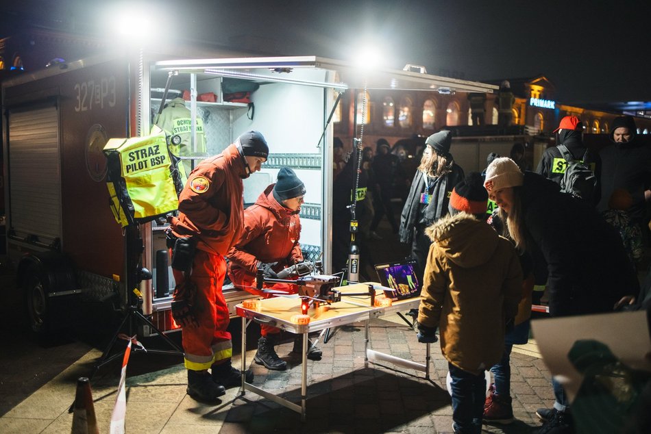 Łódź. Światełko do Nieba zakończyło WOŚP 2026 w Łodzi. Tłumy Łodzian w Manufakturze