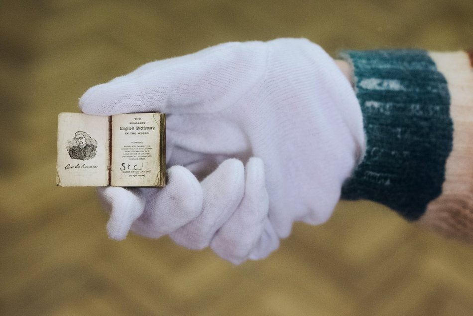 Od liliputka do giganta. Wyjątkowe książki z Biblioteki Uniwersytetu Łódzkiego