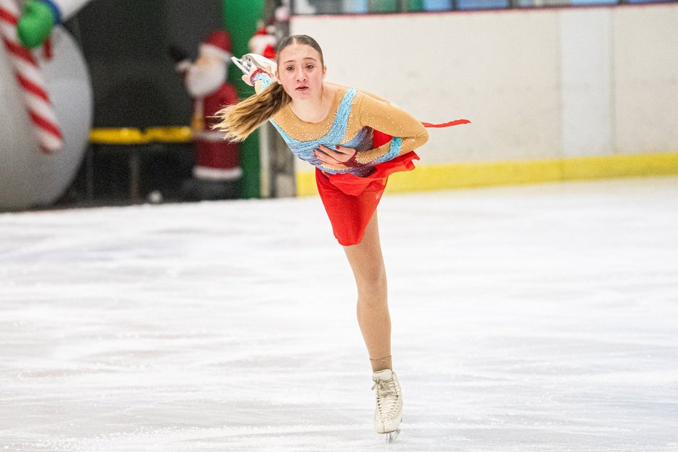Łódź. XIX Zawody Mikołajkowe w Łodzi. Setki łyżwiarzy w walce o finał Pucharu Polski!