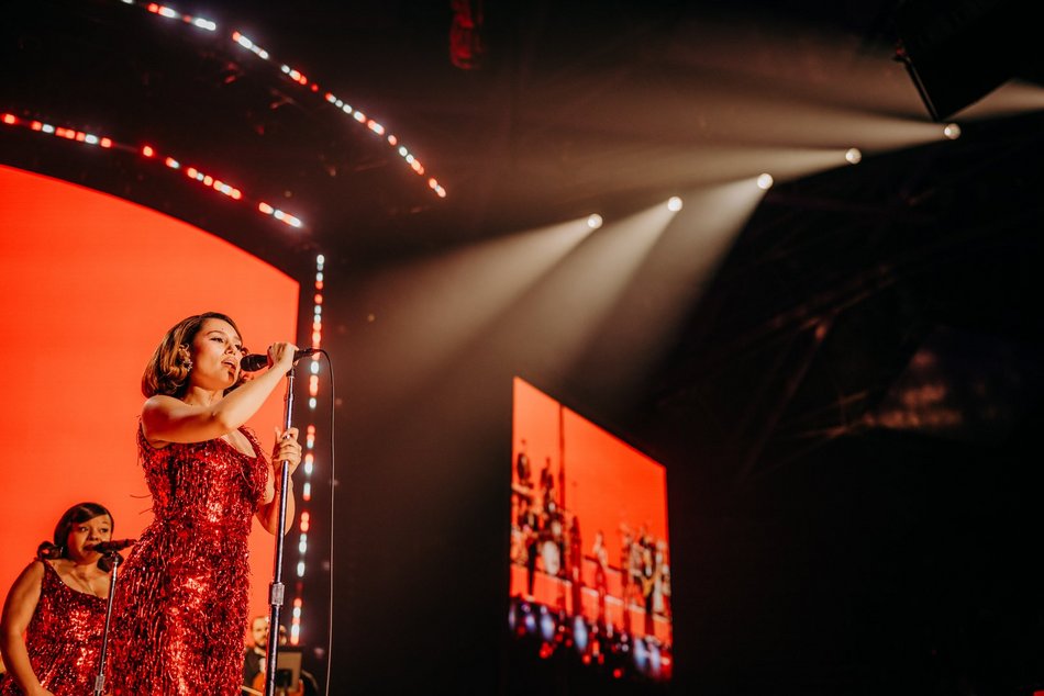 Raye oczarowała publiczność Atlas Areny. Supergwiazda wystąpiła w Łodzi