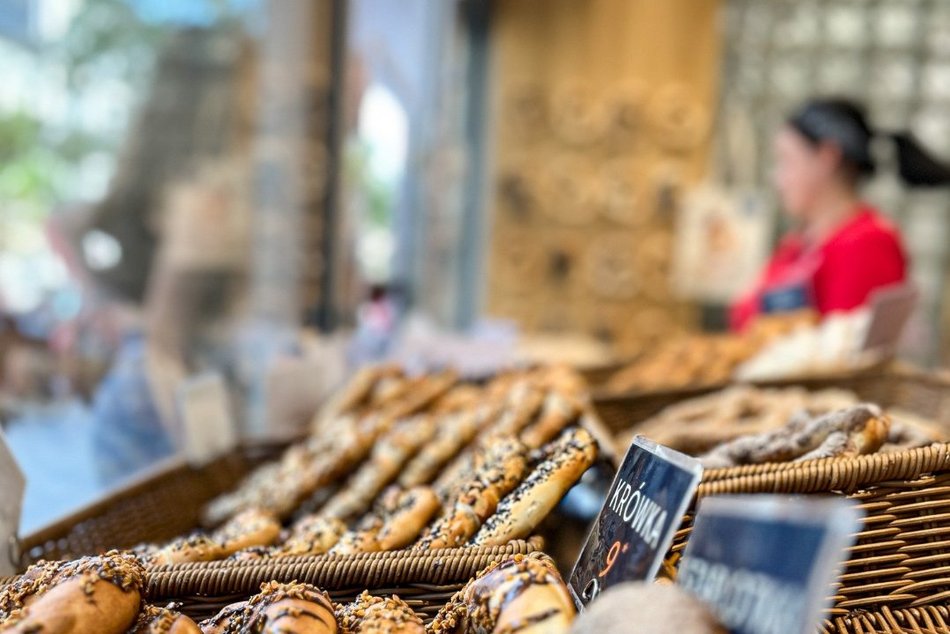 Restauracje w Łodzi sprzedające jedzenie przez okienko