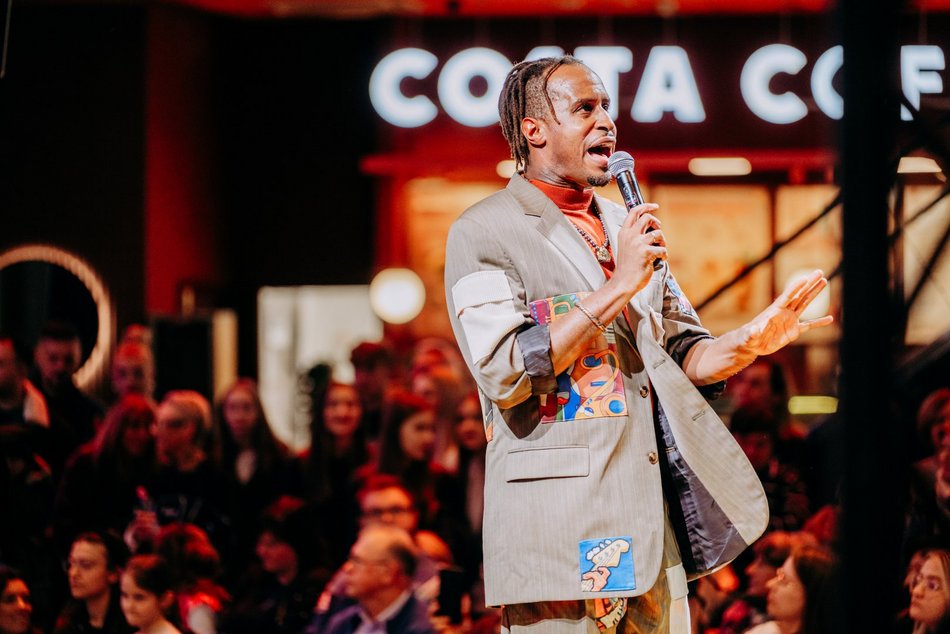 Łódź. Manufaktura Fashion Week w Łodzi. Kolekcja Jarosława Ewerta, koncert Andrzeja Piasecznego i więcej