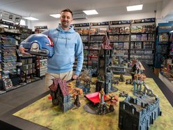 Łódź. Jego pasja przyciąga fanów Warhammera i… Henry’ego Cavilla!