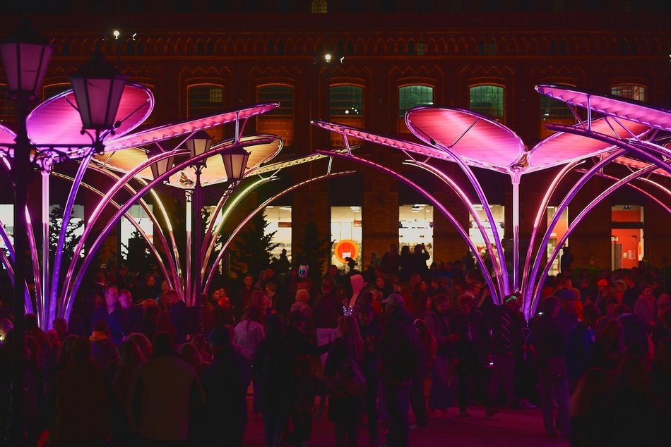 Łódź. Tłumy na Light Move Festival Łódź 2025! Mnóstwo pozytywnej energii!