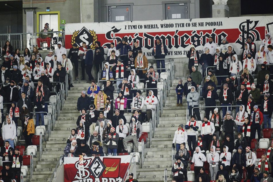 Kibice na meczu ŁKS Łódź z Zagłębiem Lubin. Byłeś? Znajdź się na zdjęciach!