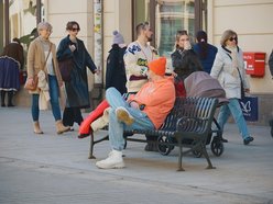 Wiosna w Łodzi! Piotrkowska i Plac Wolności pełne spacerowiczów!