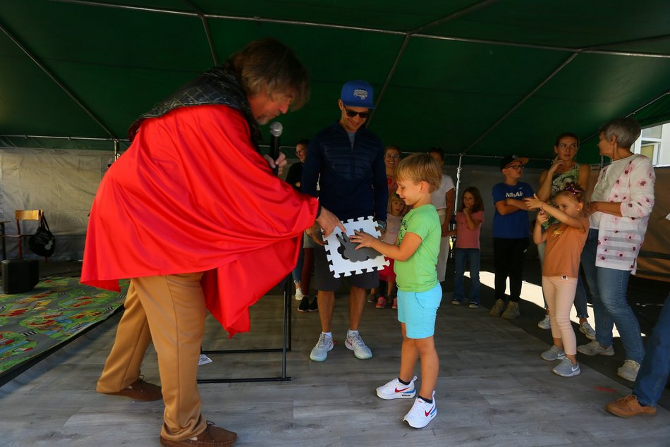 Rodzinny piknik z okazji 600. Urodzin Łodzi w Szkole Podstawowej nr 170 przy ul. Miedzianej 1/3