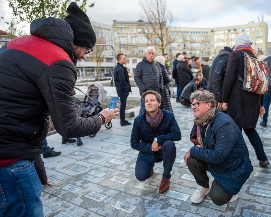 Odsłonięcie pomnika na placu Wolności