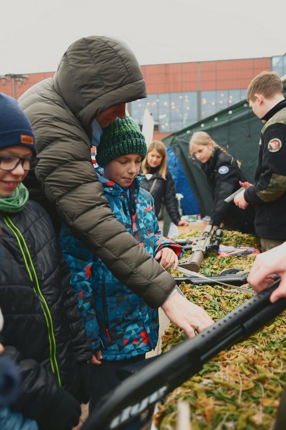 Łódź. Piknik Niepodległościowy w Manufakturze. Tak świętują łodzianie!