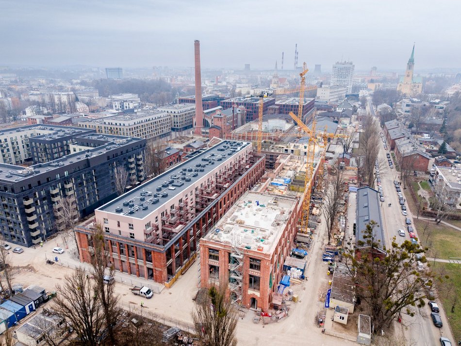 Łódź. Fuzja Łódź. Trwa wielka budowa 170 loftów w dawnej drukarni i 160 nowych mieszkań