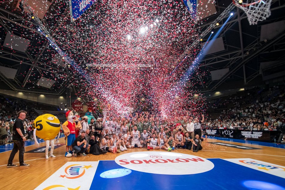 Łódź. Mecz Gortat Team vs NATO Team w Łodzi. Zagrają Bedoes 2115, Friz, Piotr Żyła, Mateusz Damięcki i inni