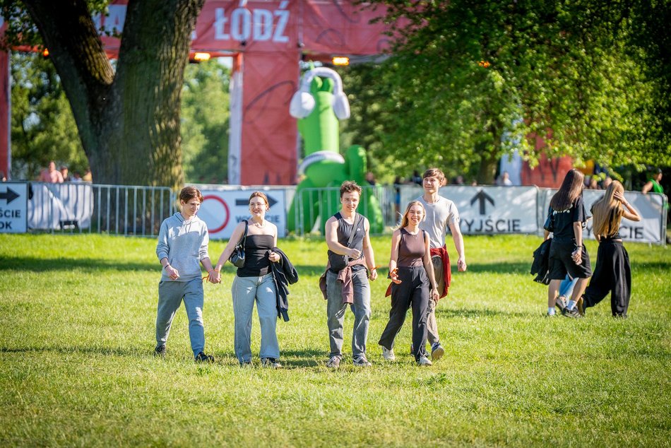 Łódź. Tłumy na Juwenaliach 2026 w Łodzi. Byłeś/aś pierwszego dnia? Znajdź się na zdjęciach!