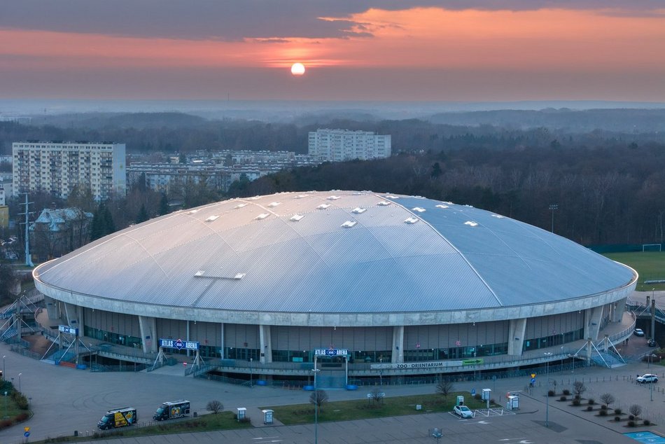 Łódź. Pociąg Koncertowy ŁKA na trasie Łódź-Warszawa. Wrócisz nim z koncertu Kena Carsona w Atlas Arenie