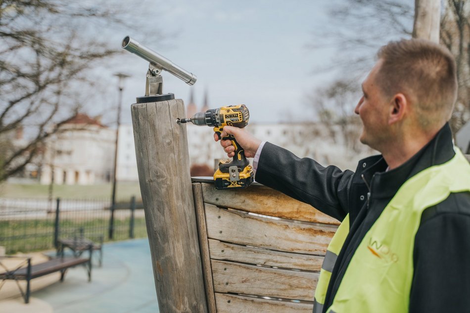 Łódź. Przeglądy placów zabaw w Łodzi. Atrakcje w Parku Staromiejskim są gotowe na wiosnę