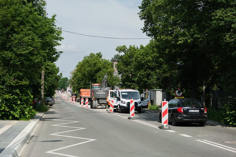 Łódź. Remont Dubois i Polarnej w Łodzi. Widać już nową jezdnię oraz chodniki
