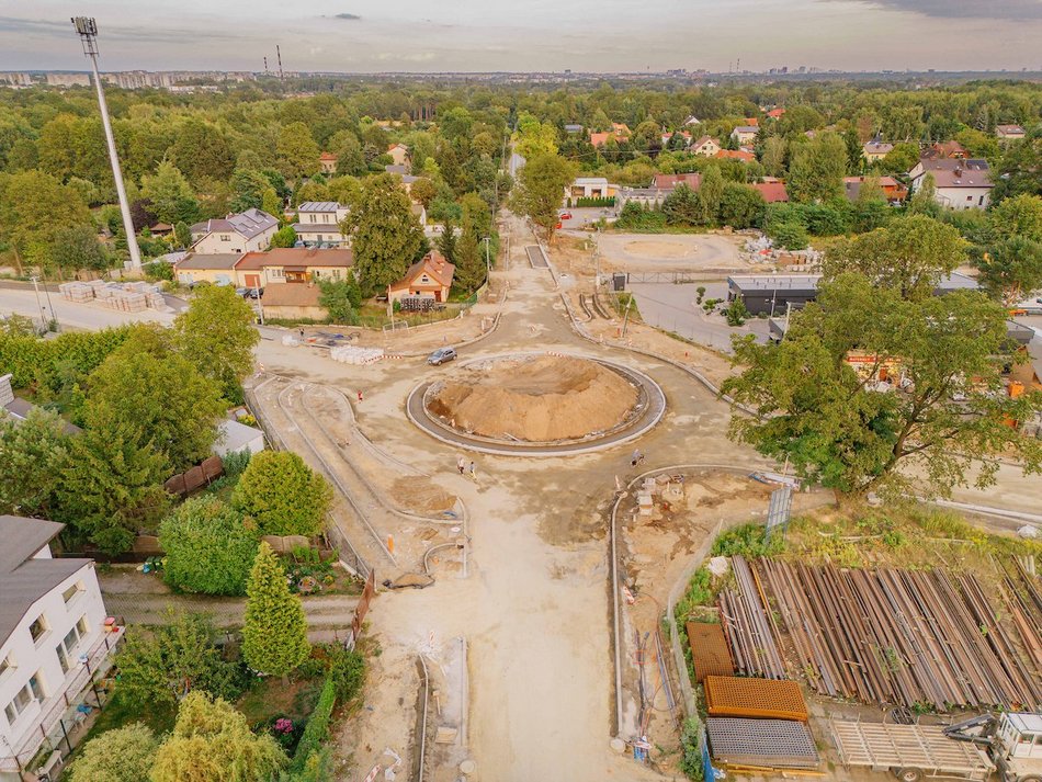 Wielki remont Szczecińskiej w Łodzi. Widać już rondo przy Rąbieńskiej