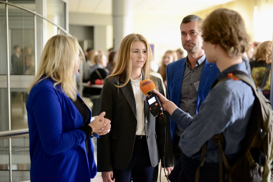 Licealiści z Łodzi biorą udział w konferencji na Politechnice Łódzkiej