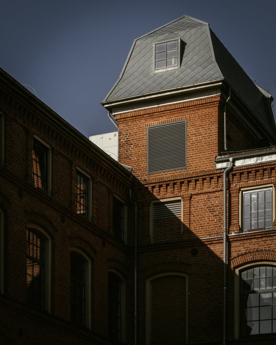 Piękne zdjęcia słonecznego mroźnego popołudnia