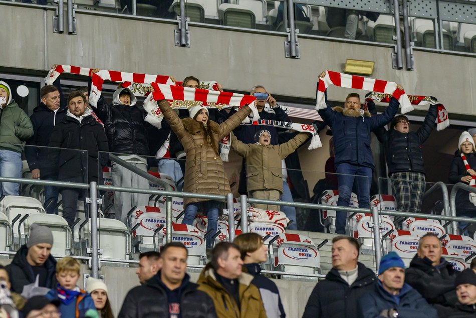 Kibice na meczu ŁKS Łódź z Legią Warszawa. Byłeś? Odszukaj się na trybunach!