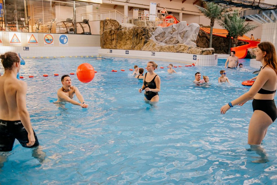 Łódź. Wielkanoc w Aquaparku Fala. Godzina gratis, szafka na święconkę i lanie wody bez ograniczeń