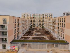 Łódź. Mieszkania zamiast Tesco. Zobacz, jak powstaje osiedle Zenit na Widzewie