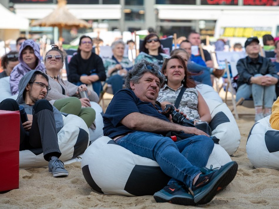 Łódź. Sławosz Uznański-Wiśniewski w kosmosie! Łodzianie oglądali start na Astropikniku w Manufakturze