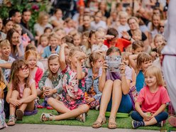 Baśniowa Piotrkowska porusza dzieci i... dorosłych