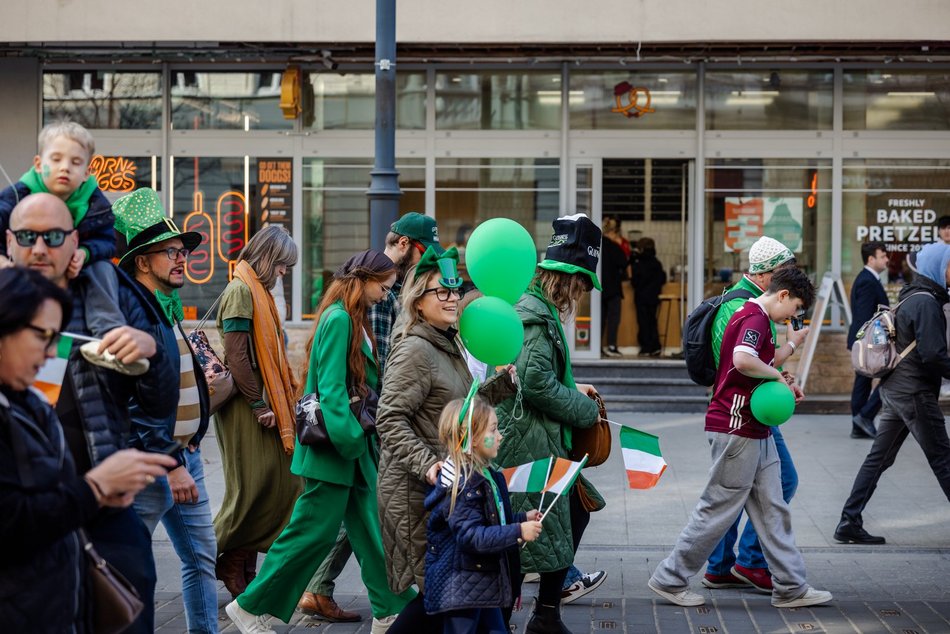 Zielona parada przeszła Piotrkowską! Tłumy świętują z okazji Dnia Świętego Patryka