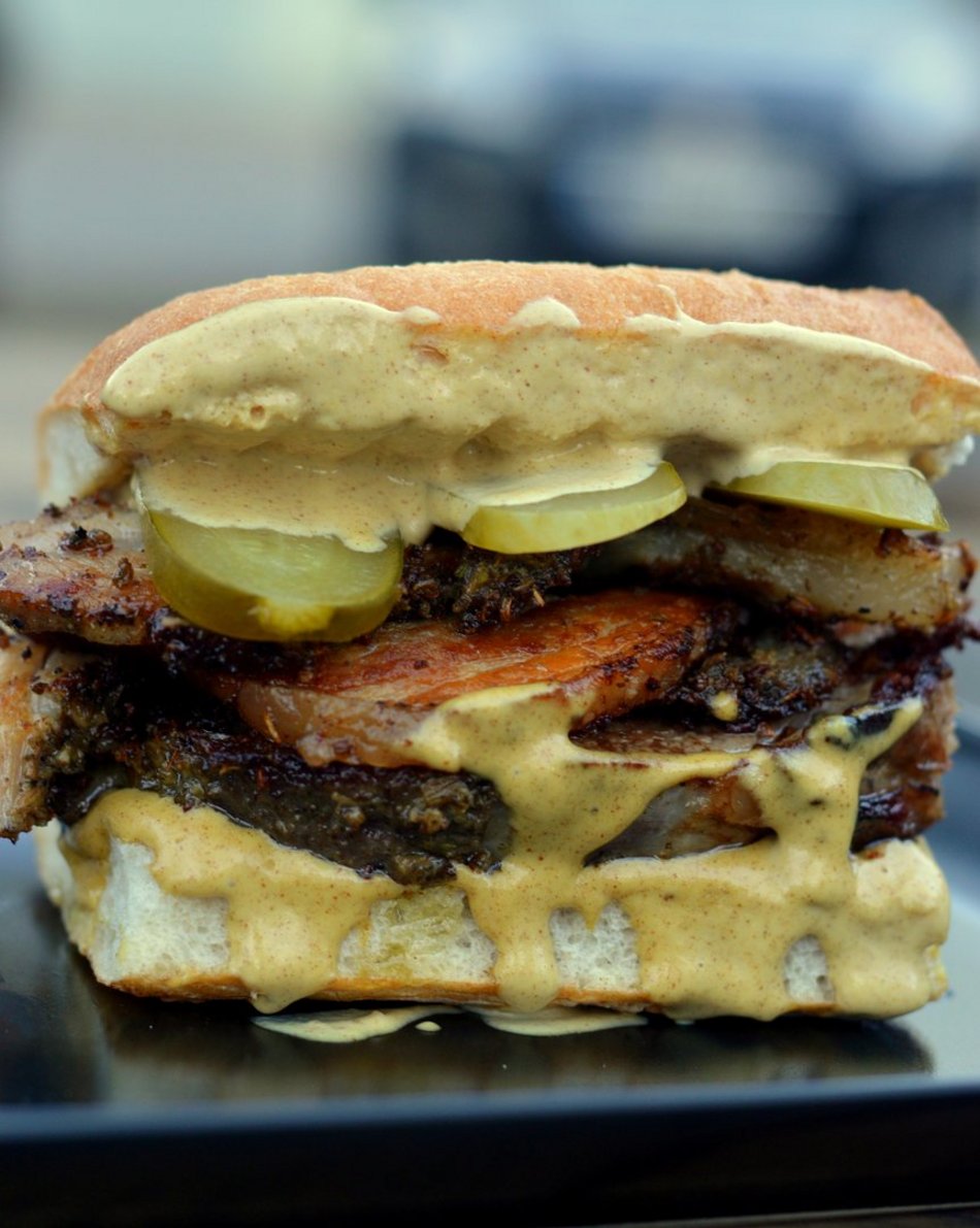 kanapka z porchettą