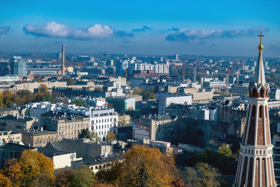Widziałeś już Łódź z 17. piętra? Te widoki zapierają dech w piersiach!