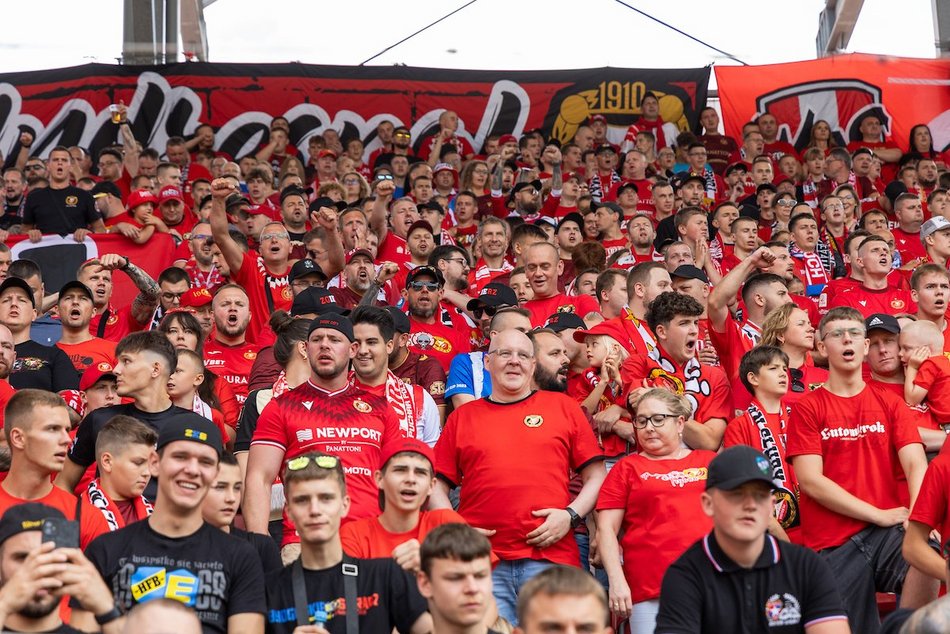 Łódź. Kibice na meczu Widzewa Łódź z Zagłębiem Lubin. Byłeś? Odszukaj się w galerii