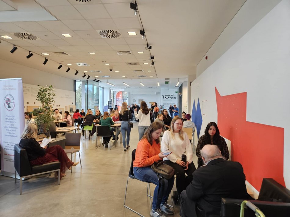 Ważne rozmowy w Łodzi. Żywa Biblioteka w Centrum Dialogu