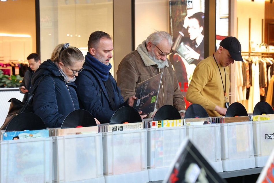 Giełda płyt winylowych w Manufakturze