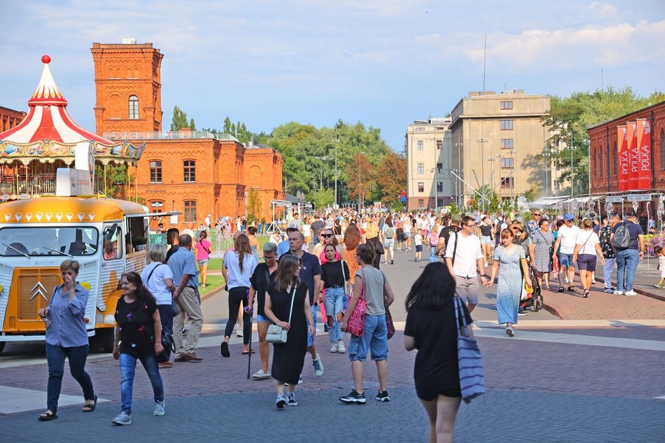 Tłumy w Manufakturze i na Piotrkowskiej