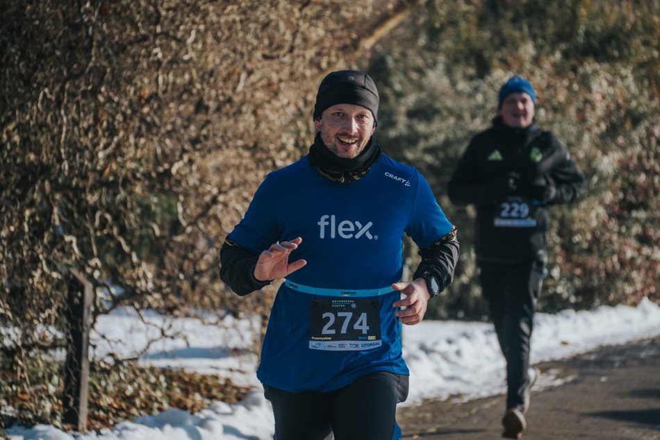 Botaniczna Piątka w Ogrodzie Botanicznym w Łodzi. Galeria z mroźnego biegu