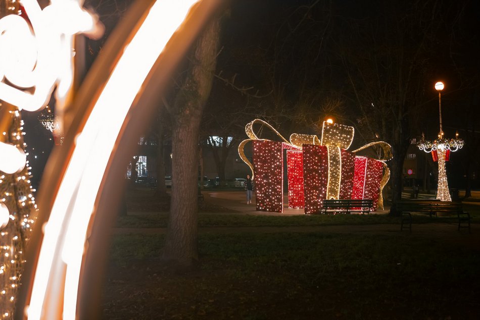 Świąteczna iluminacja na Kozinach w Łodzi