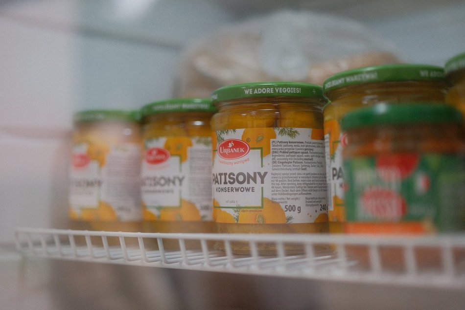 Łódź. Nowa lodówka społeczna na Widzewie w Łodzi. Sprawdź, gdzie się znajduje i podziel się jedzeniem