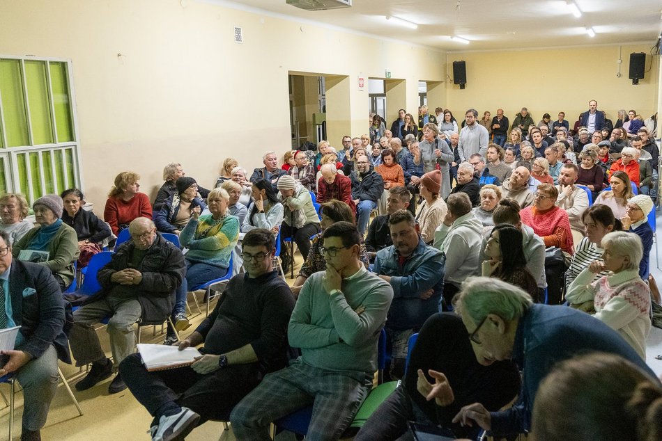 Łódź. Remonty dróg na Stokach w Łodzi. Duża frekwencja na spotkaniu z mieszkańcami