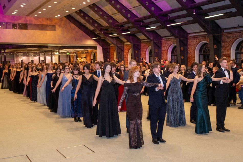 Łódź. Studniówka I LO w Łodzi