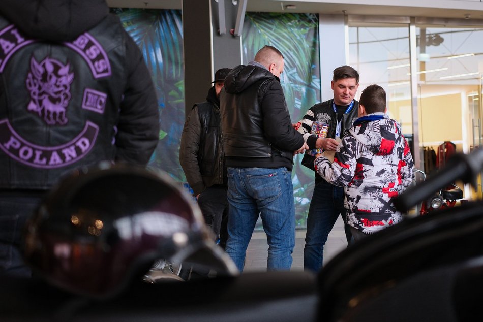 Łódź. WOŚP 2026 w Łodzi wystartował w Manufakturze! Zobacz te wspaniałe motocykle i bolidy