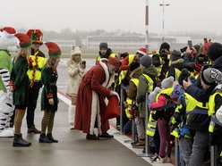 Święty Mikołaj wylądował na lotnisku w Łodzi