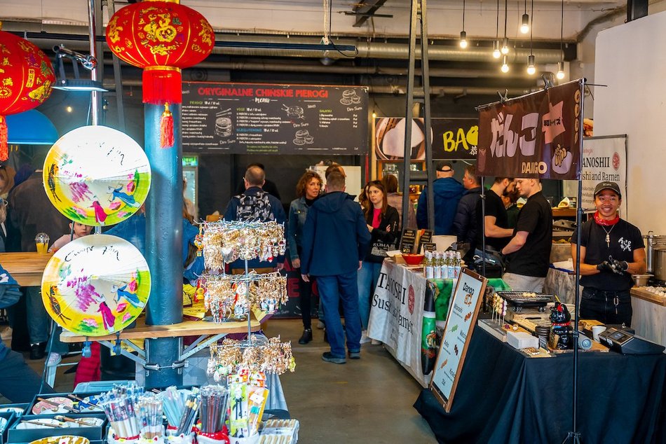 Łódź. Festiwal Azjatycki w Łodzi. Piotrkowska 217 pełna orientalnych smaków